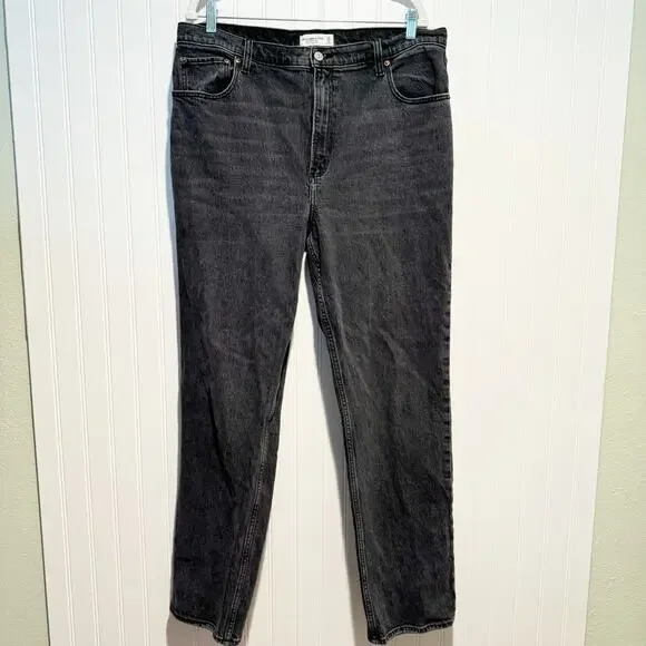 Abercrombie Fitch 90s Straight Ultra High Rise Jeans Washed Black Size 16 Long - Picture 2 of 6